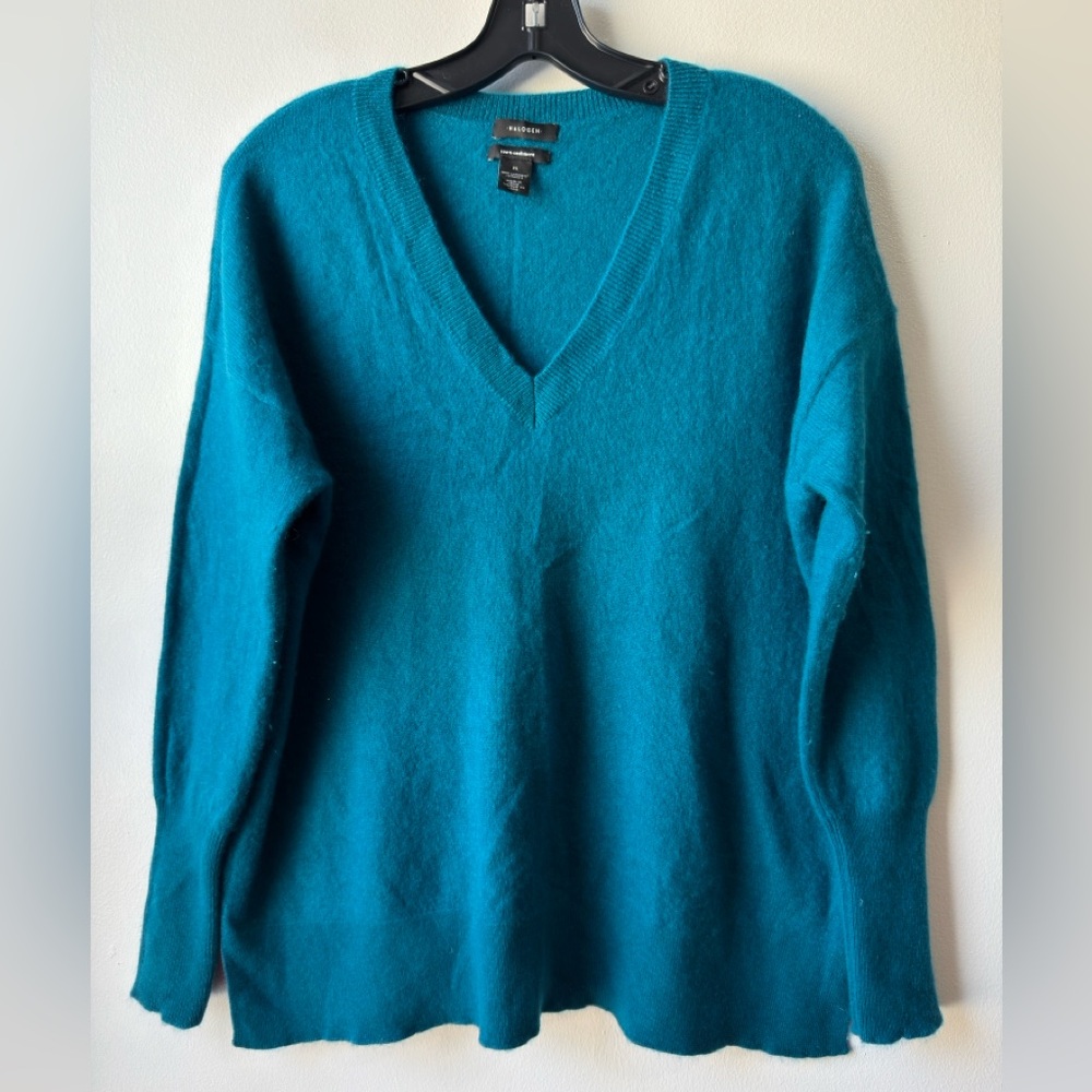Halogen Deep Teal V-Neck Cashmere Sweater